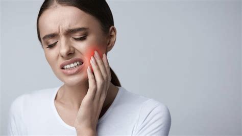 Seeking Professional Dental Treatment for Persistent Tooth Pain