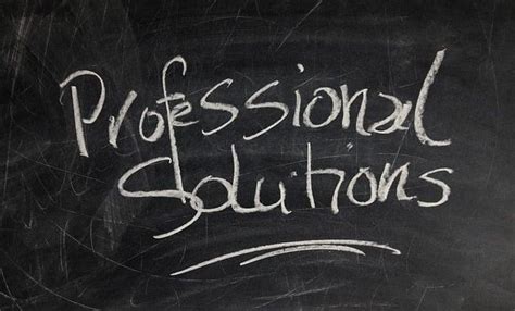 Seeking Professional Help: When and Why Should You Consult a Dream Analyst or Therapist?