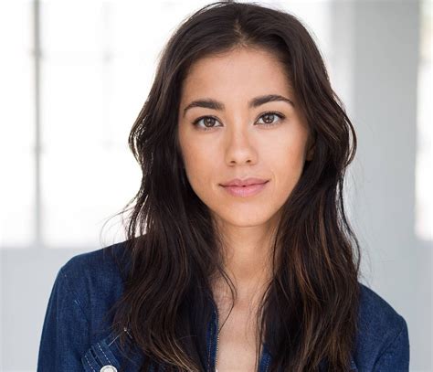 Seychelle Gabriel's Early Life and Family Background