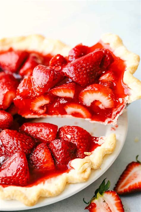 Sharing the Sweetness: Homemade Strawberry Pie as a Gift