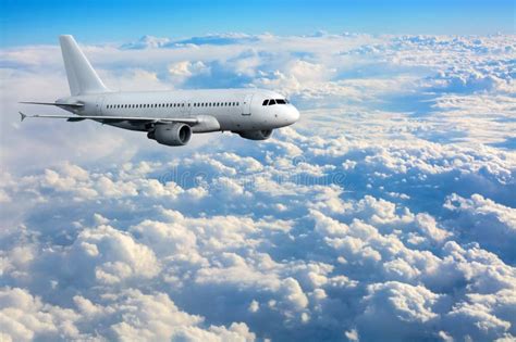 Soaring Above the Clouds: The Top Destinations for Aviation Enthusiasts