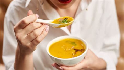 Soup Etiquette: Navigating the Dos and Don'ts of Soup Consumption