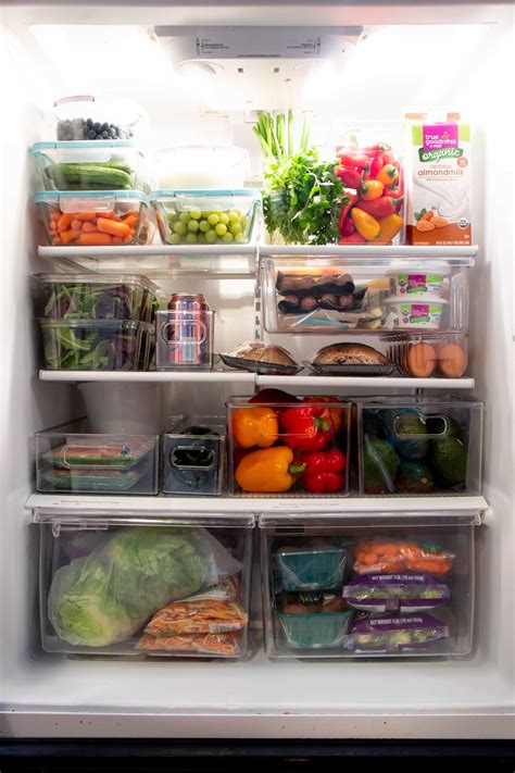 Stay Organized: How a White Refrigerator Can Help You Maintain a Tidy Grocery Shopping Experience