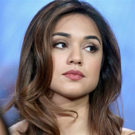 Summer Bishil's Acting Style and Talents: