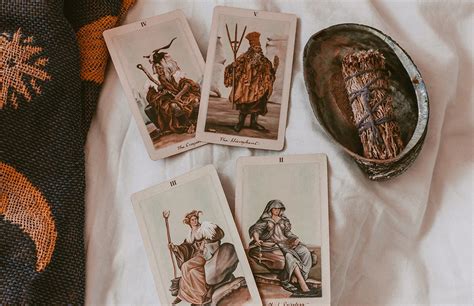 The Advantages of Tarot Divination for Self-Contemplation and Personal Development