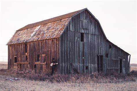 The Allure of Residing in a Decayed Hut