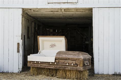 The Allure of a Time-Worn Barn