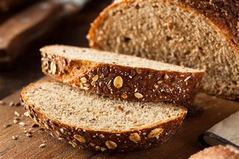 The Amazing Advantages of Whole Grain Bread: Why It's Worth the Effort