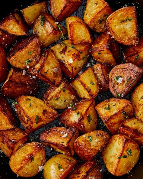 The Art of Achieving Perfectly Crispy Fried Potatoes