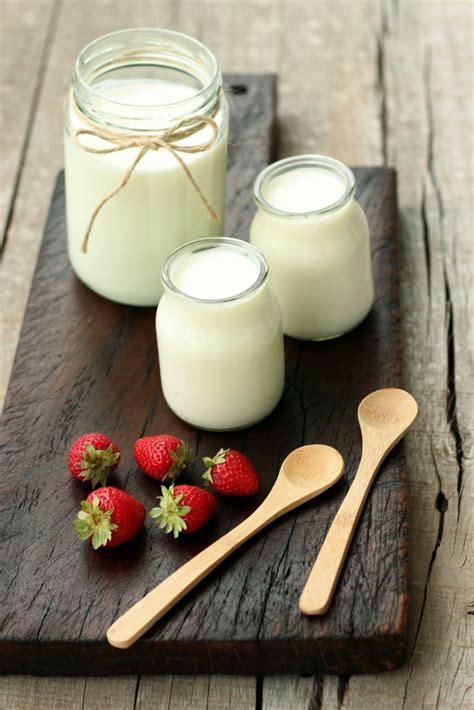 The Art of Crafting Homemade Yogurt