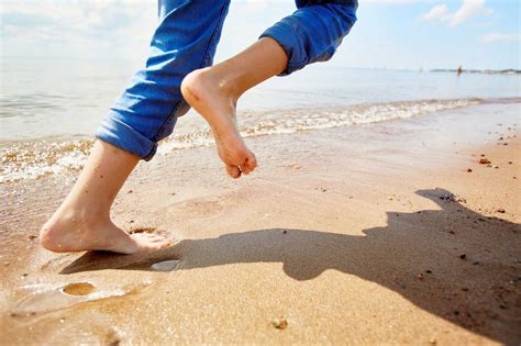 The Benefits of Barefoot Running: Embracing a Natural Connection