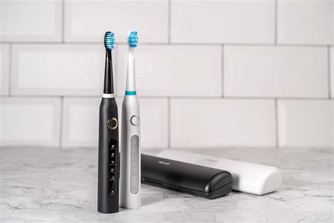 The Benefits of Electric Toothbrushes: Are They the Right Choice for You?