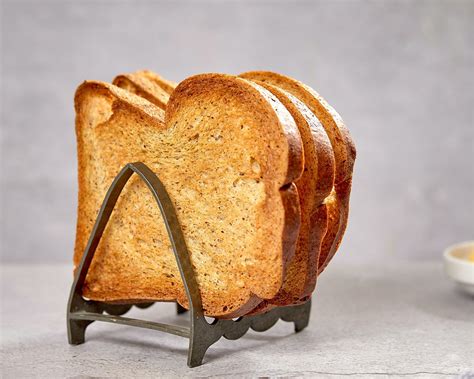 The Benefits of Toasted Bread: A Delectable and Nutrient-Rich Option