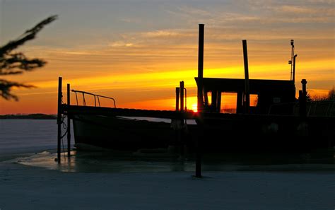 The Calmness of Ice Fishing: An Idyllic Retreat in Nature