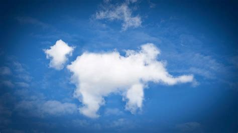 The Enchantment of Cloud Watching and its Psychological Advantages