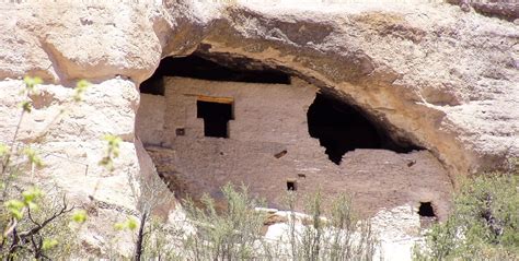 The Enchantment of Deserted Dwellings: What Draws Us In?