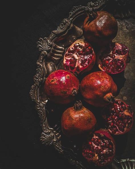 The Enchantment of Pomegranate: A Fruit Immersed in Legends and Folk Beliefs