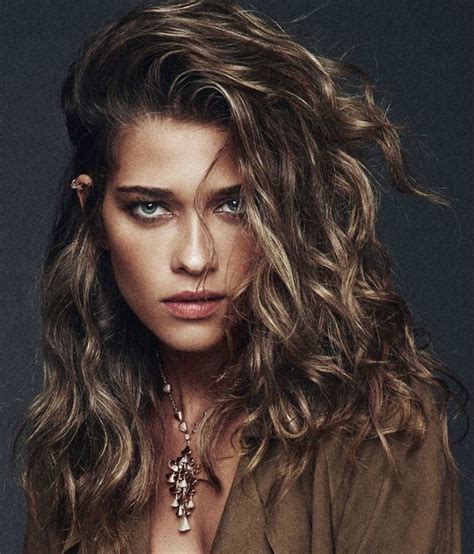 The Evolution of Ana Beatriz Barros in the Modeling Industry