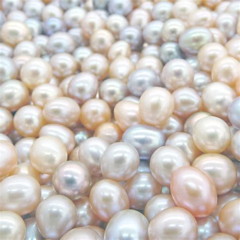 The Evolution of Cultured Pearls: Transforming the Pearl Industry