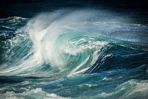 The Healing Power of Sea Waves