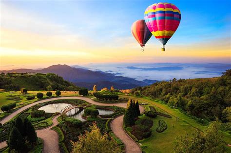 The Incredible World of Hot Air Ballooning: A Mind-Bending Adventure