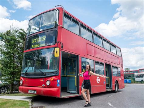 The Influence of Shared Experiences: Exploring Dreams Related to Bus and Train Journeys