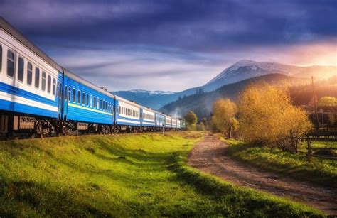 The Influence of Trains and Travel on Dreams