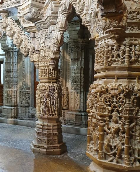 The Intricate Craftsmanship Behind the Creation of Stone Monuments