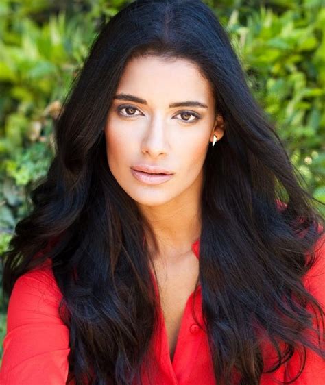 The Journey and Achievements of the Renowned Actress, Jessica Clark