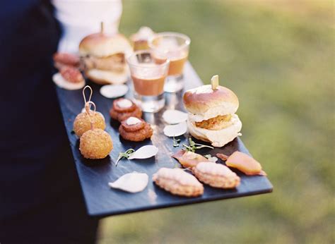 The Keys to a Successful Wedding Food Tasting