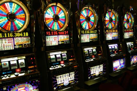 The Most Impressive Prizes in Las Vegas Slot Machines History