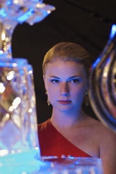 The Mysterious Persona of Emily Thorne