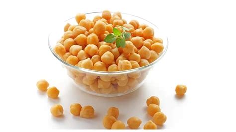 The Nutritional Powerhouse: Why Chickpeas Should be a Staple in your Diet