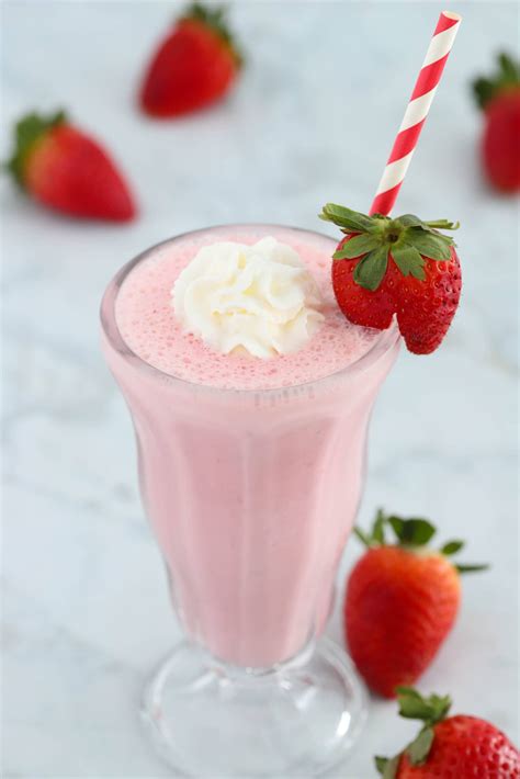 The Perfect Summer Treat: Homemade Strawberry Milkshake