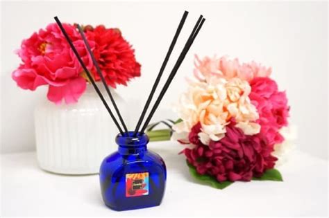 The Pleasure of Choosing and Igniting Fragrant Sticks to Enhance Personal Well-being