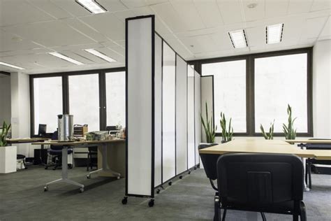 The Power of Adaptability: Benefits of Portable Partitions in Interior Design