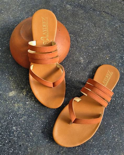 The Power of Mahogany Sandals: An Elegant Addition to Your Wardrobe