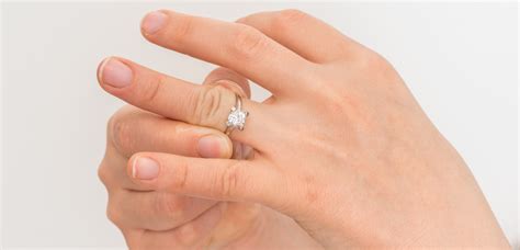 The Psychological Insight into Dreaming of Removing a Ring