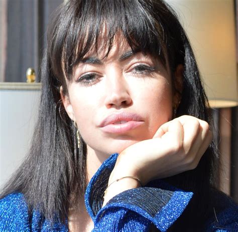 The Rise of Aura Dione in the Music Industry