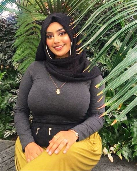 The Rise to Fame of Arabian Boobie