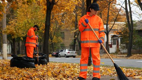 The Role of Technology in Urban Cleaning