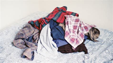 The Science Behind the Unpleasant Odor of Unwashed Garments
