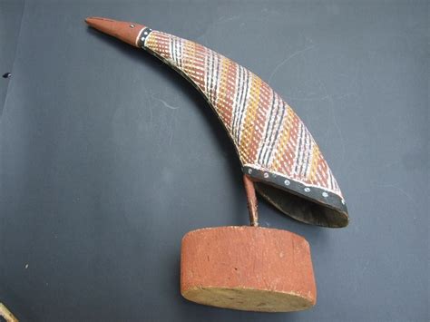 The Significance of Buffalo Horns in Indigenous Art and Crafts