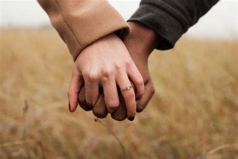 The Significance of Hand Holding: Interpreting its Symbolism in Dreams