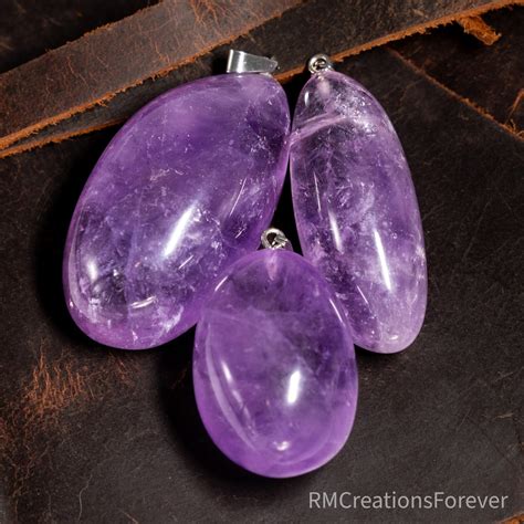 The Significance of Selecting the Appropriate Gemstone for a Lavish Violet Pendant