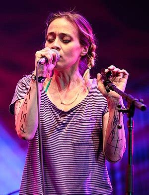 The Story of Fiona Apple: Biography, Age, Stature, Physique, and Financial Value