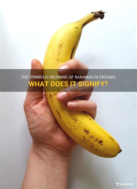 The Symbolic Meaning of a Decaying Banana in Dream Interpretation