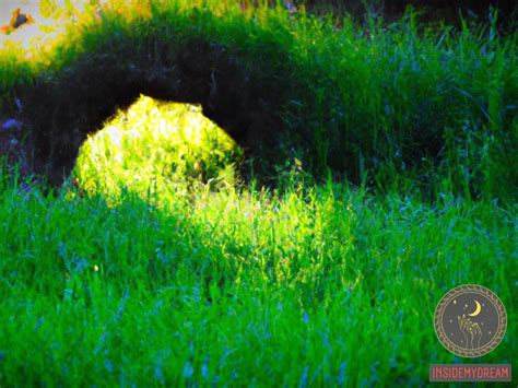 The Symbolism of Holes in Dream Interpretation