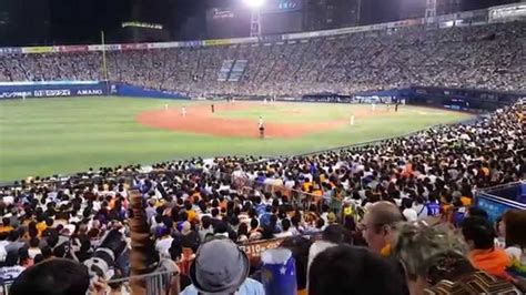 The Thrill of Spectating: Immerse Yourself in the Electric Atmosphere of a Baseball Match