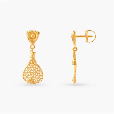 The Timeless Charm of Gold Earrings: A Gift of Enduring Sophistication